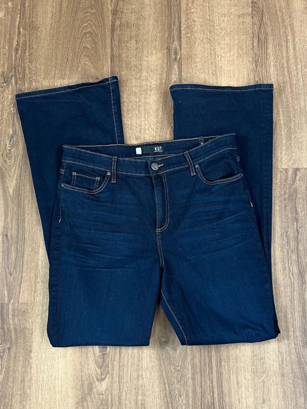 NEW KUT from the Kloth Ellie Flare Dark Wash Jeans Sz 16